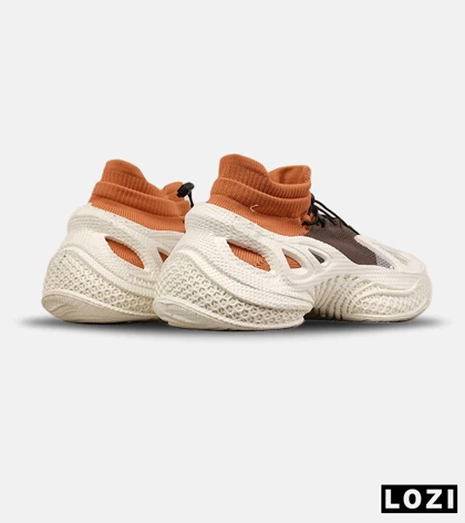 کفش آدیداس ییزی 700 V3 قهوه‌ای کرم نارنجی مردانه مدل 9189 کتانی اسپرت