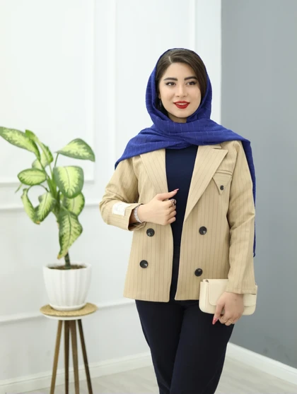 کت دیپلمات پانیا