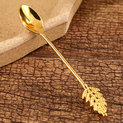 قاشق چای خوری طلایی طرح برگ