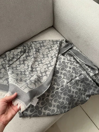 shawl 0132