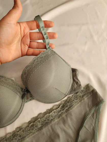 ست سوتین و شورت فنردار با جک کم NBB کد: 4616