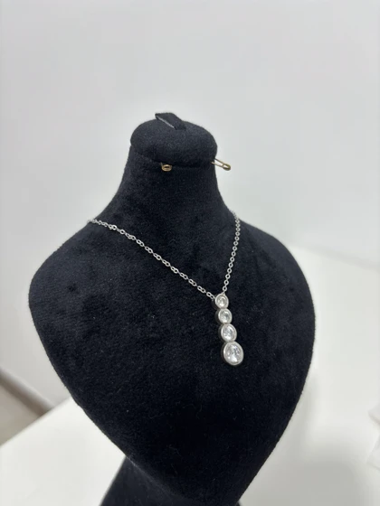 گردنبند نقره زنانه نگین گرد 969