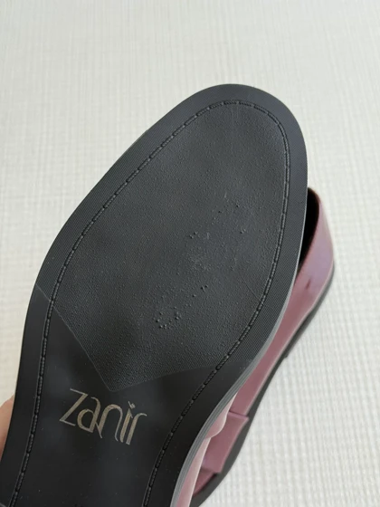 لوفر زنانه classic shoes زرشکی Outlet collection