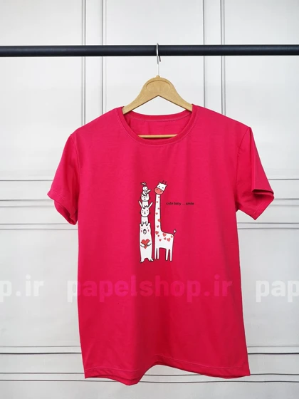 تیشرت نخ پنبه یقه گرد طرح زرافه