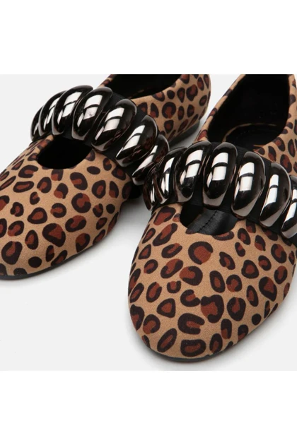 کالج زنانه yaya-by-hotic