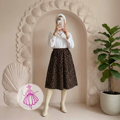 دامن نخی کوتاه برگی در رنگبندی متنوع(کد1375)