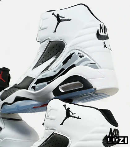 کفش کتانی ساق‌دار مردانه سفید مشکی Nike air jordan 6
