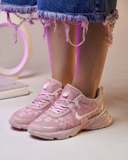 کتانی زنانه نایکی وی تو کی V2K گل‌دار