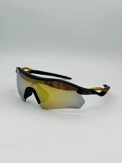 عینک آفتابی ورزشی اوکلی Oakley Sutro Lite وUV400مدلSG-0098D اسپرت Sportزنانه ومردانه