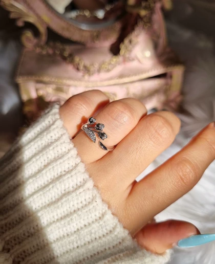 انگشتر جواهری لوکس