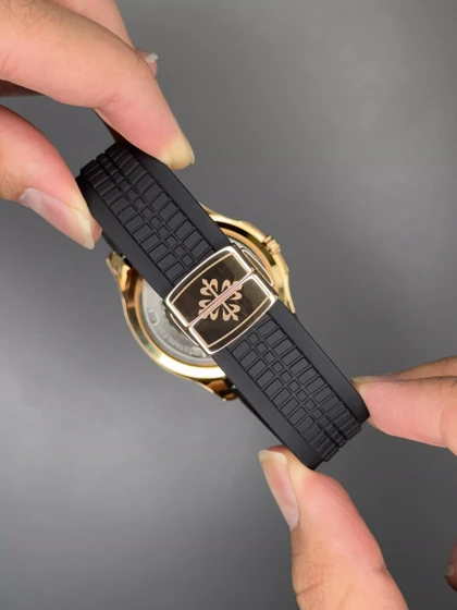 ساعت مچی پتک فیلیپ آکوانا قاب رزگلد اتوماتیک بند مشکی Patek Philippe Aquanaut