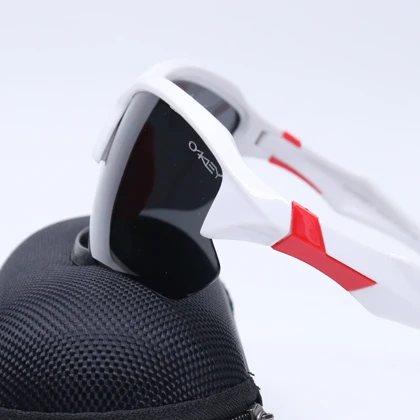 عینک برند OAKLEY کد 181333