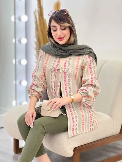 مانتو طرح سنتی شادان