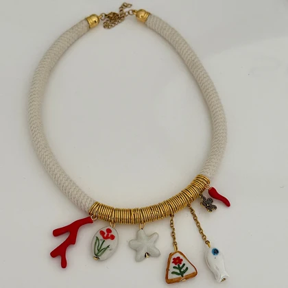 گردنبند زنانه تابستانی کرمی کد 1056