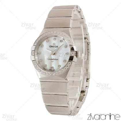 ساعت امگا کانسلیشن زنانه نقره ای صفحه صدفی دور نگین 104788