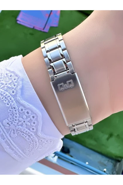 ساعت زنانه qandq