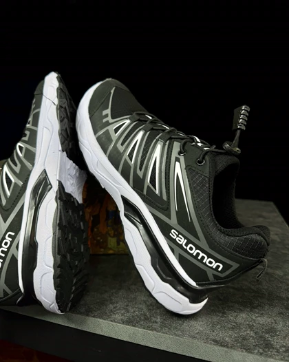 کتانی رانینگ مردانه سالامون