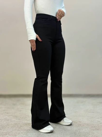 شلوارجین ( بوتکات)دمپا مشکی 8376