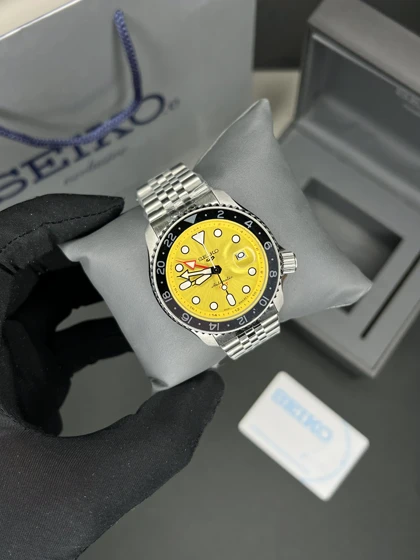 ساعت مچی سیکو 5 بند سیلور صفحه زرد Seiko 5 GMT