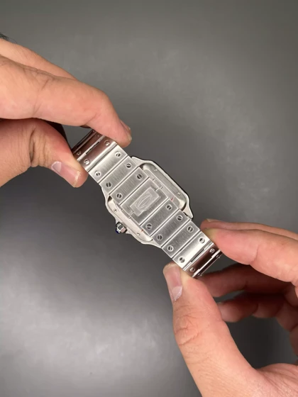 ساعت مچی کارتیه د سانتوس موتور اتوماتیک صفحه قرمز Cartier