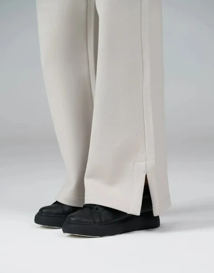 واید لگ دمپا چاک‌دار