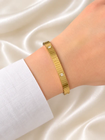 بنگل مدل کارتیه نگین‌دار