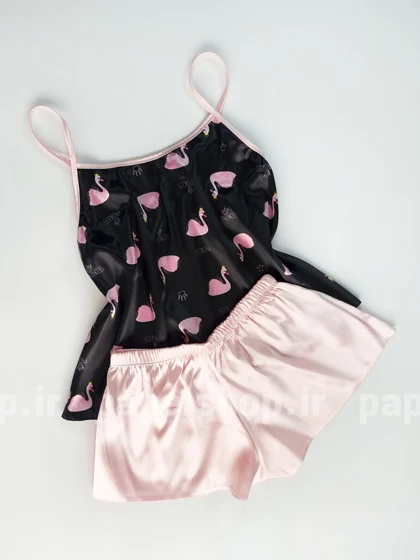 ست لباس خواب تاپ و شورتک ساتن طرح قو