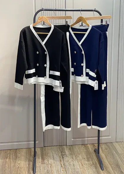 ژاکت شلوار خط‌دار