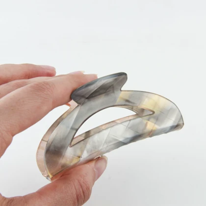 کلیپس زنانه طرح سنگی