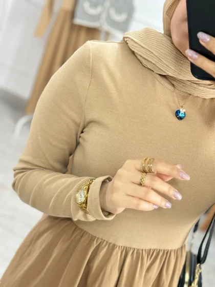 پیراهن و ژیله کاتلیا