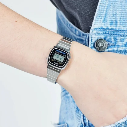 ساعت مچی دیجیتال زنانه Casio LA670WA-1DF