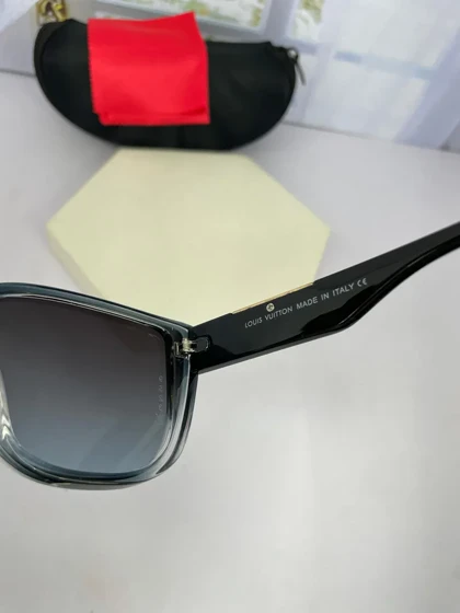 عینک آفتابی زنانه لویی ویتون 9523