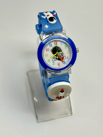 ساعت بچگانه چراغ دار