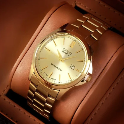 ساعت عقربه ای طلایی صفحه طلایی Casio مدل Edmon