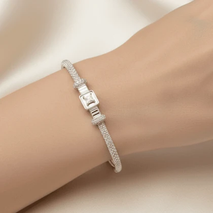 دستبند زنانه بنگل مدل مربع نگینی