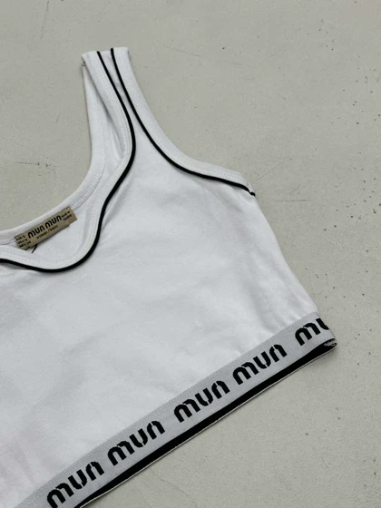 کراپ MIU MIU