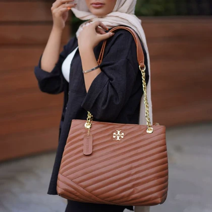 کیف بزرگ زنانه توری برچ Tory Burch Kira Chevron Tote A01