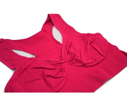 نیم‌تنه ورزشی گنی پشت قهرمانی ام آی 4001