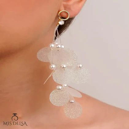 گوشواره طرح برگ و مروارید فشن