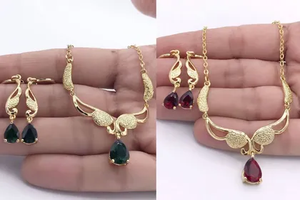 نیم ست جواهری زنانه استیل طلایی 235260310