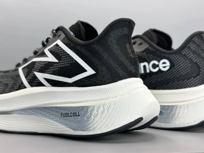 کتانی نیوبالانس سوپرکومپ ترینر مشکی سفید/New Balance trainer
