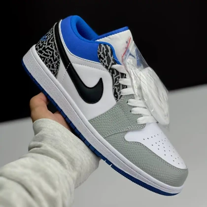 کفش نایک ایر جردن وان لو ترو بلو 1 Nike Air Jordan 1 Low True Blue