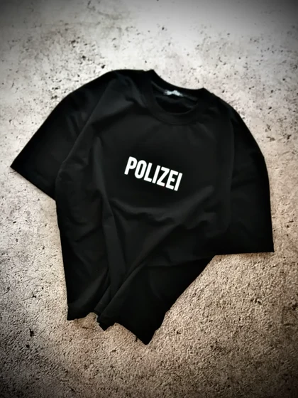 ست تیشرت شلوارک نیم بگ باکسی دونخ مدل POLIZEI _ مشکی
