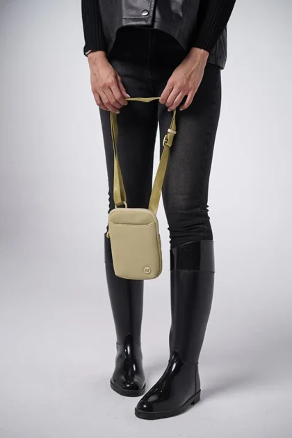 کیف دوشی زنانه دیوید جونز مدل David Jones CM7399