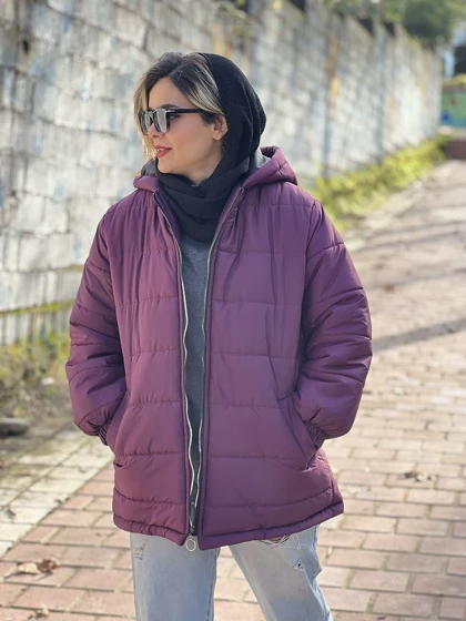 کاپشن کلاهدار