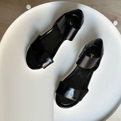 کفش صندل زنانه مدل Stradivarius Sandal - SDs63