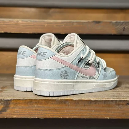 کتانی زنانه اس بی دانک