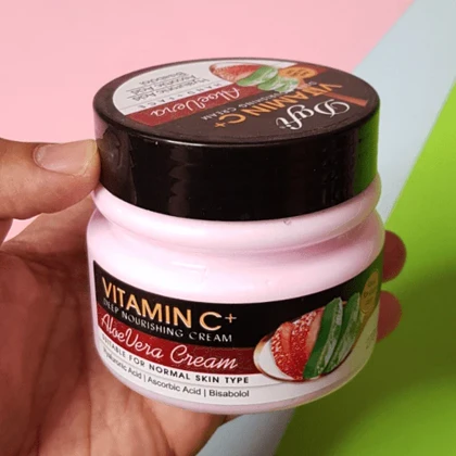 کرم کاسه ای آبرسان حاوی ویتامین سی و آلوئه ورا دافی 270 میل