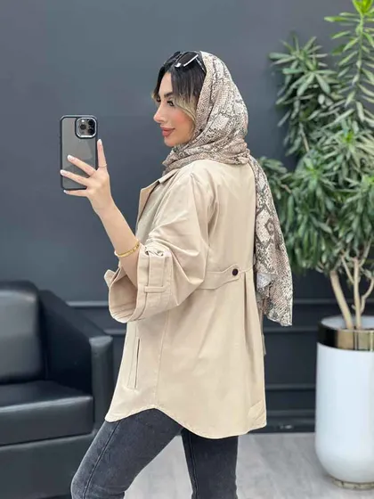 مانتو لینن پشت دو پاگن