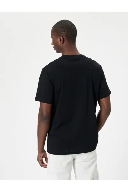 تیشرت یقه کوتاه نخی با چاپ شعار 4SAM10291HK